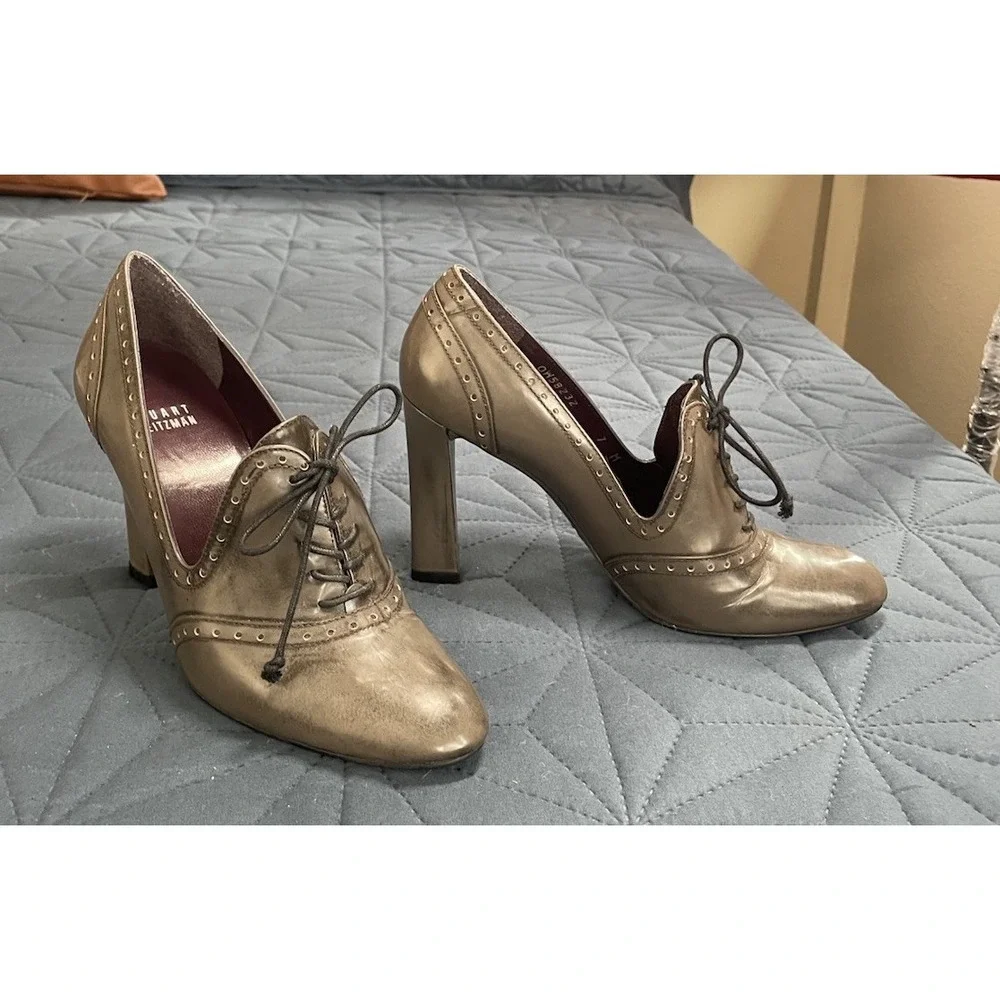Stuart Weitzman Tailored Oxford Pumps Lace-Up Heels Size 7M Fog Brushed Calf‎
